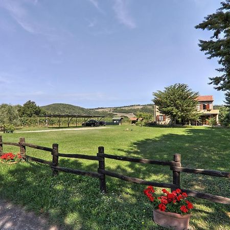Appartamento Uva - Agriturismo Le Selvole Pomarance Exteriér fotografie