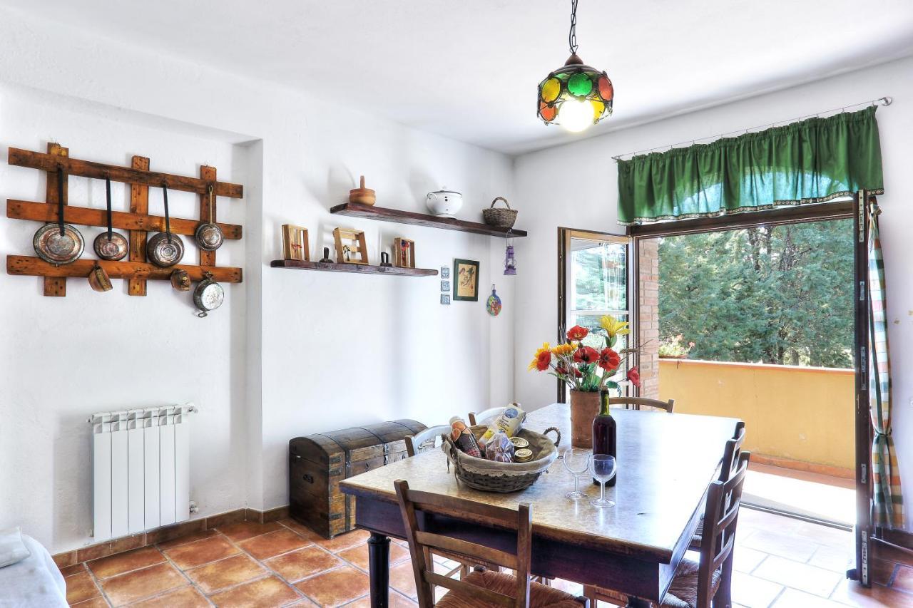 Appartamento Uva - Agriturismo Le Selvole Pomarance Exteriér fotografie