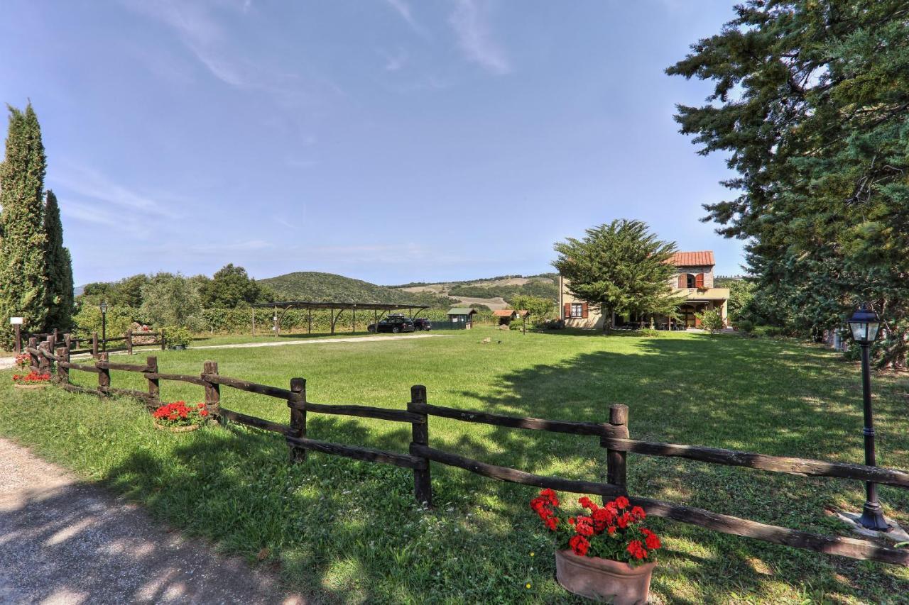 Appartamento Uva - Agriturismo Le Selvole Pomarance Exteriér fotografie