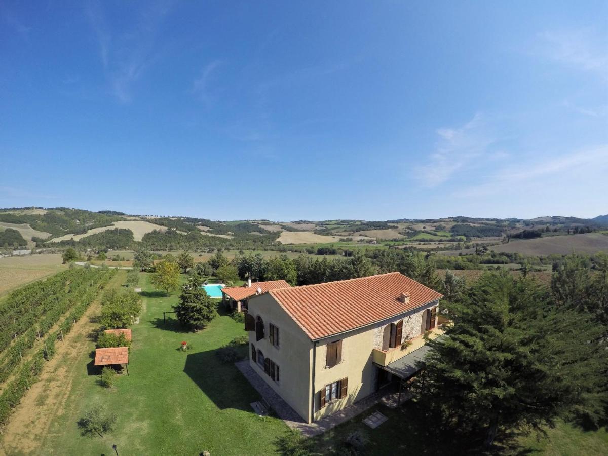 Appartamento Uva - Agriturismo Le Selvole Pomarance Exteriér fotografie