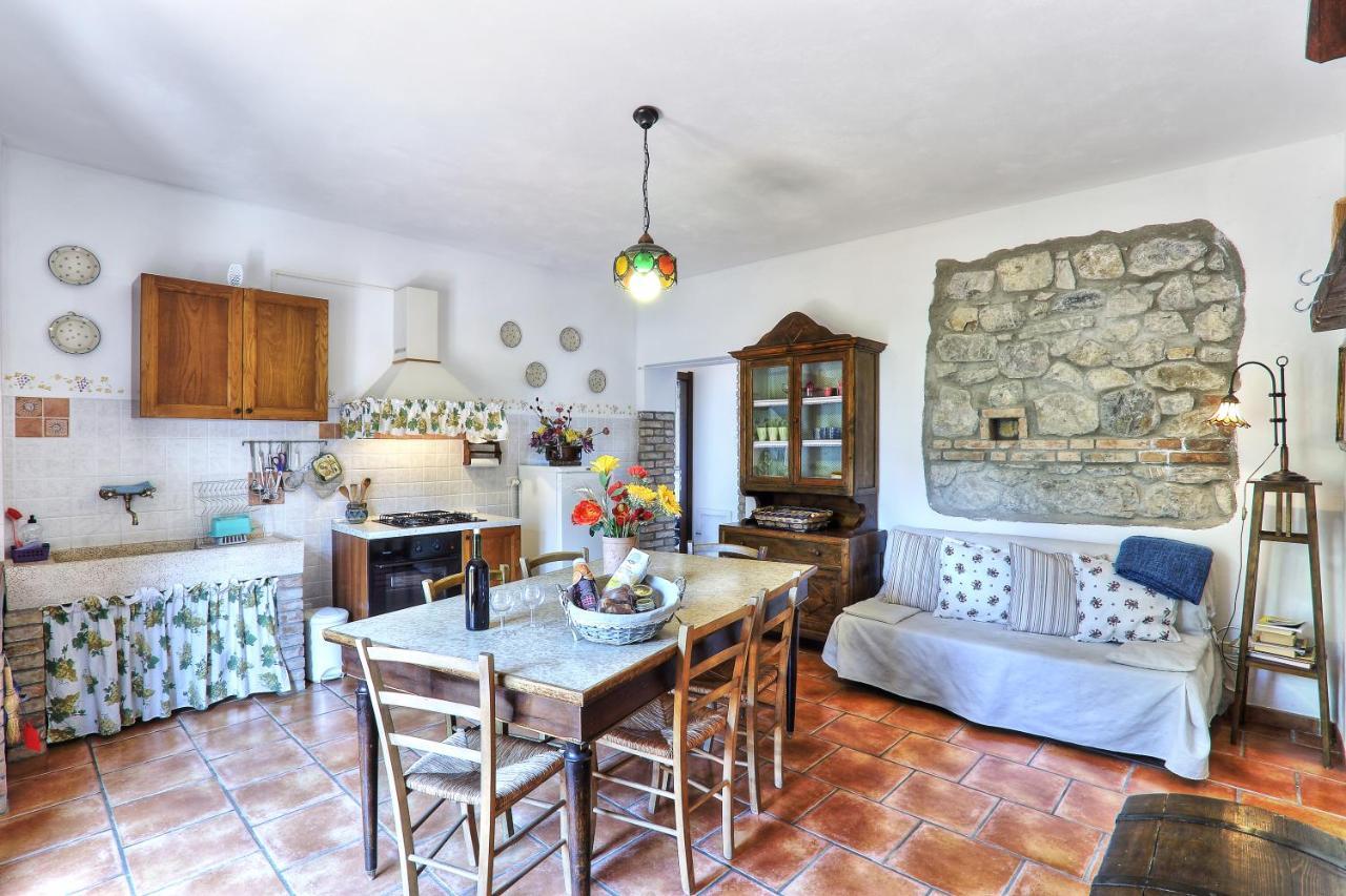 Appartamento Uva - Agriturismo Le Selvole Pomarance Exteriér fotografie